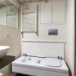 アパート Luxury Duplex Flat With Sauna Few Steps From Duomo