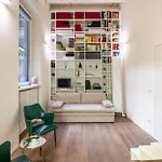 Luxury Duplex Flat With Sauna Few Steps From Duomo アパート ミラノ