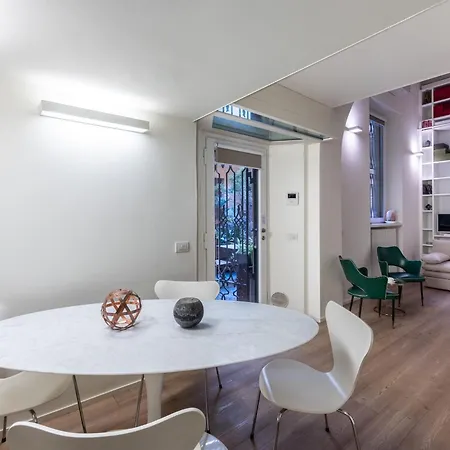 Luxury Duplex Flat With Sauna Few Steps From Duomo * Mediolan
