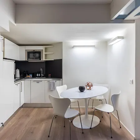Luxury Duplex Flat With Sauna Few Steps From Duomo Apartament