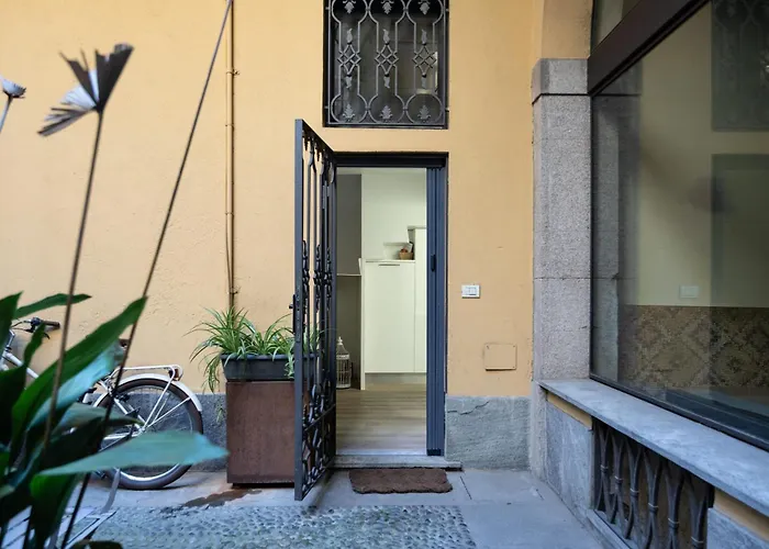 Luxury Duplex Flat With Sauna Few Steps From Duomo Daire *