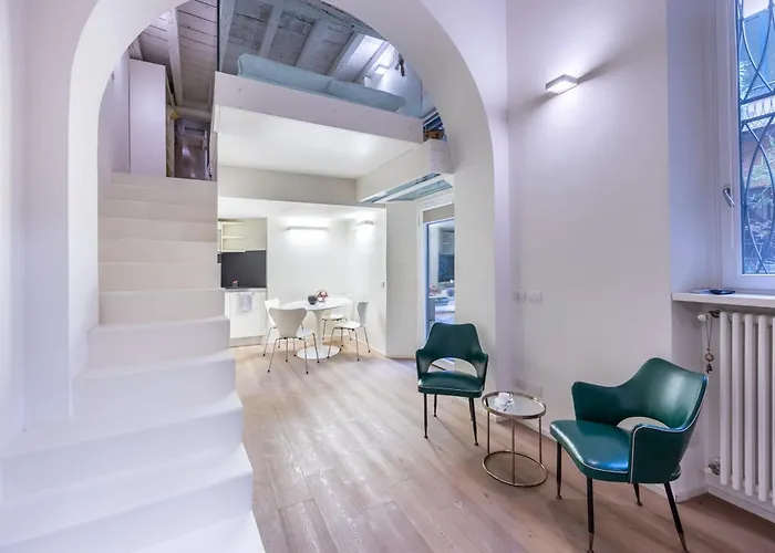Daire Luxury Duplex Flat With Sauna Few Steps From Duomo Milano